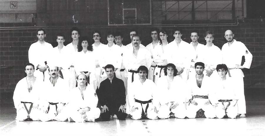 In 1986 in Loverval met Filipo ALATTA, wereldkampioen,  tijdens een Wado-Ryu Karate cursus. Benoit is de 6e van rechts op de eerste rij